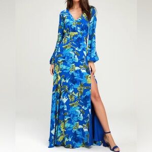 Brand New Lulus Carolita Blue Floral Print Long Sleeve Maxi Dress side slit